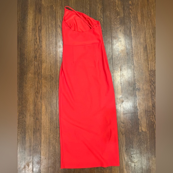 Abercrombie and Fitch One Shoulder Red Maxi Dress - Picture 4 of 6